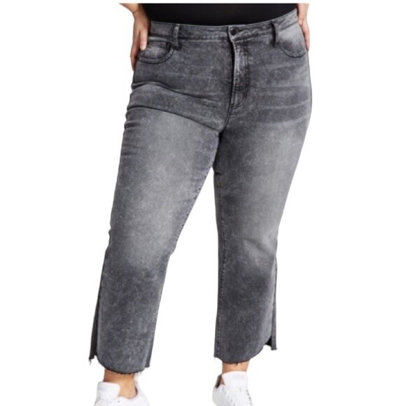 AND NOW THIS The Step Hem Fray High-Rise Cropped Distressed Black Jeans Stretch - Picture 1 of 16